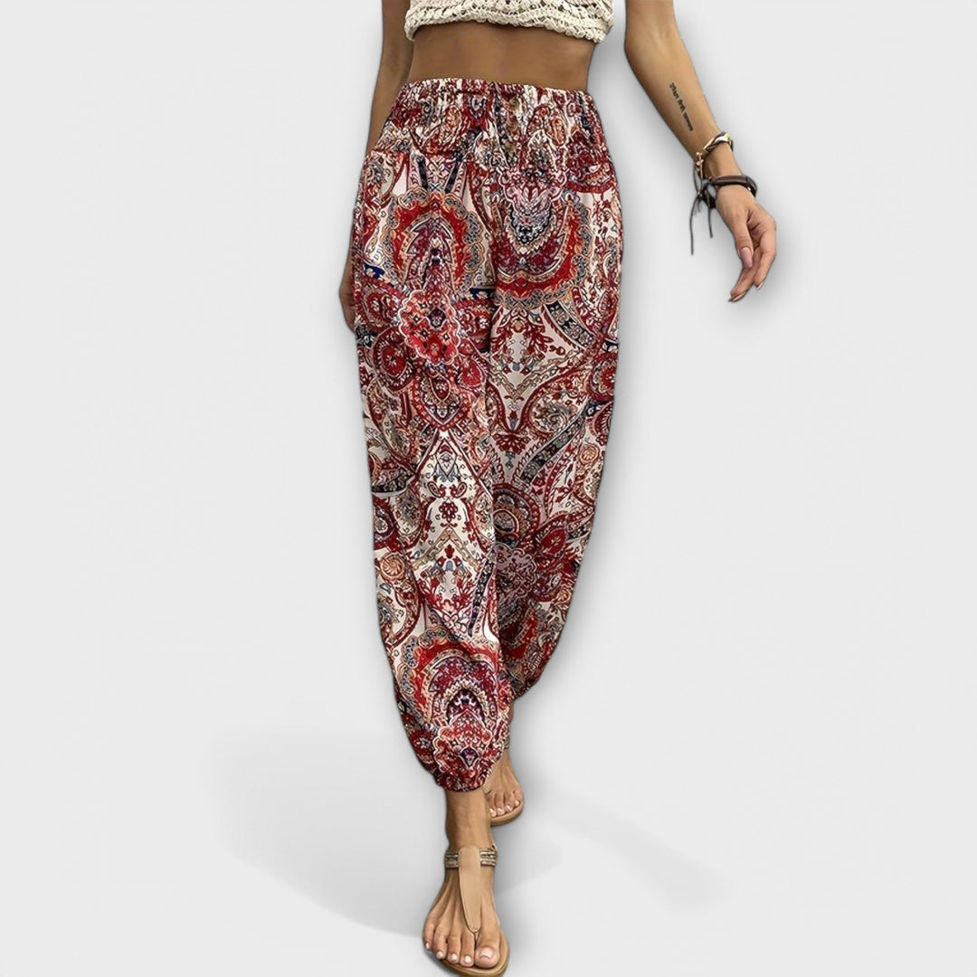 Amy Victoria | Graphic Pants