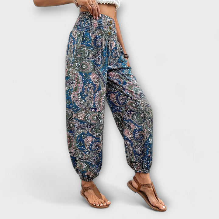 Amy Victoria | Graphic Pants