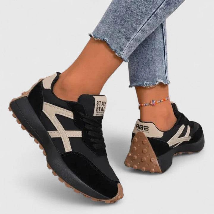 Amy Victoria | Orthopedic Sneakers