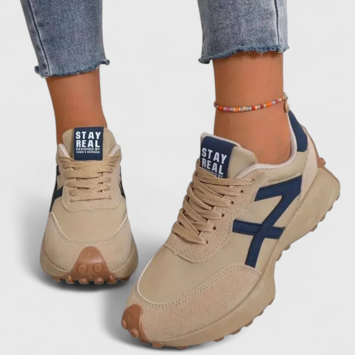 Amy Victoria | Orthopedic Sneakers