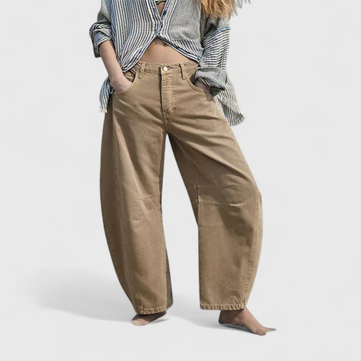Amy Victoria | Comfortable Wide-Leg Pants