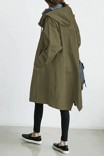 Amy Victoria | Windproof and waterproof trench coat