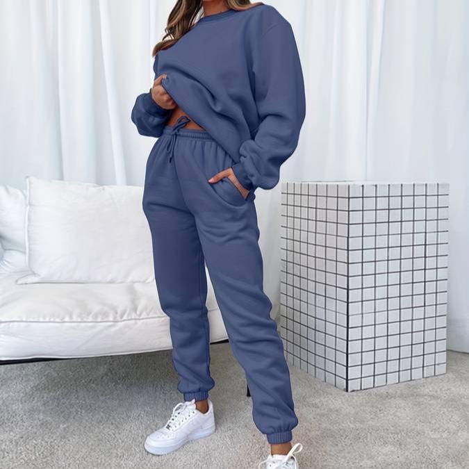 Amy Victoria | Women's Sweatshirt and Jogger Set