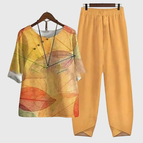 Amy Victoria | Comfortable Two Piece Set