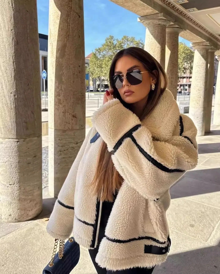 Amy Victoria | Soft teddy coat