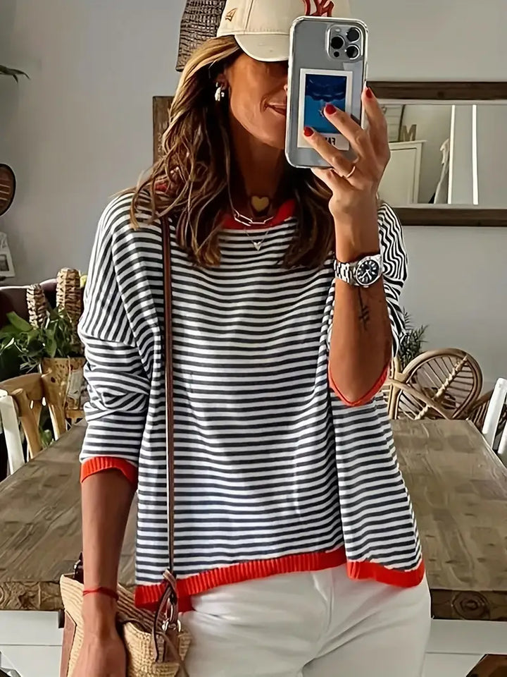 Amy Victoria | Sweater with oversized stripes
