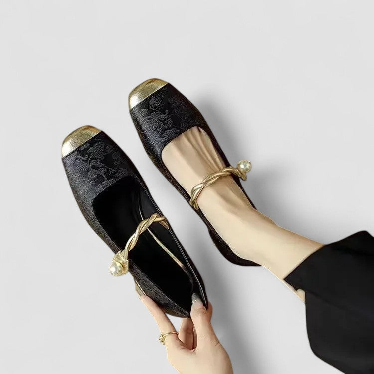 Amy Victoria | Orthopedic Mary Jane Shoes