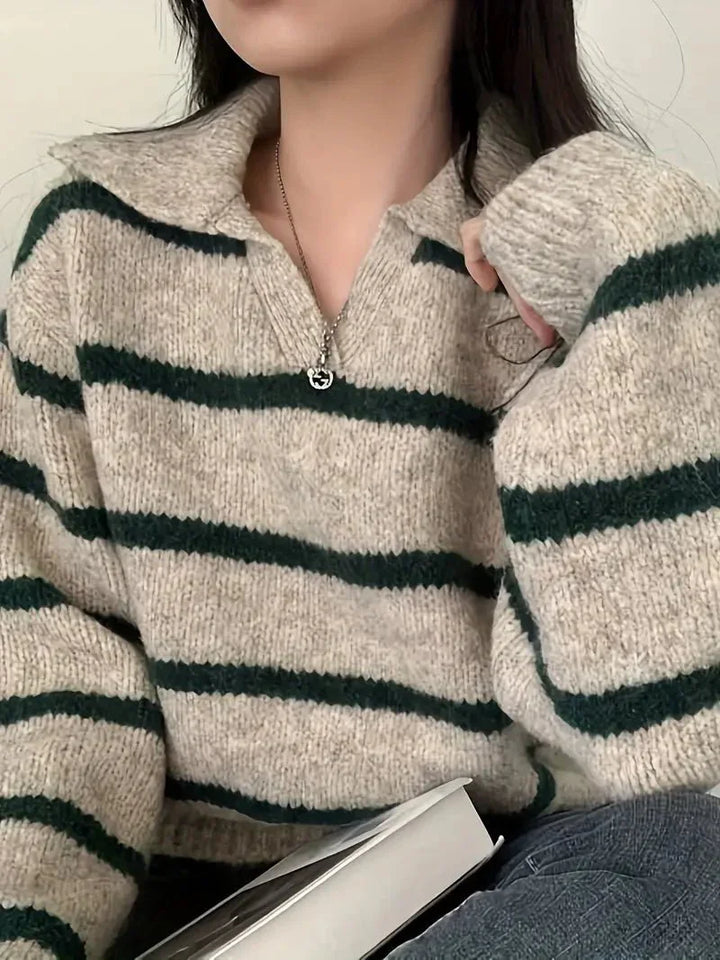 Amy Victoria | V-neck knitted sweater