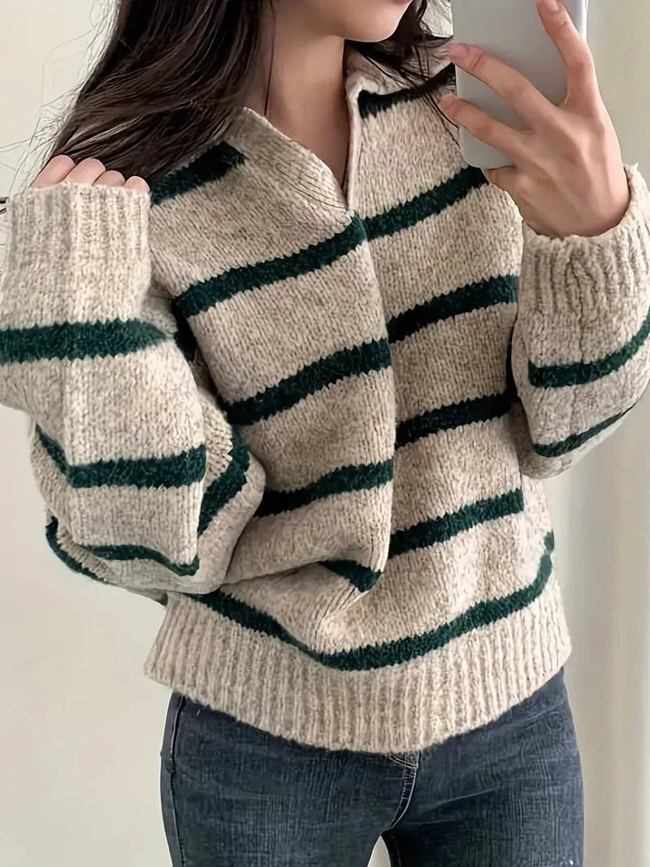 Amy Victoria | V-neck knitted sweater
