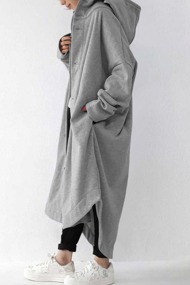 Amy Victoria | Buttoned coat with hooded pocket