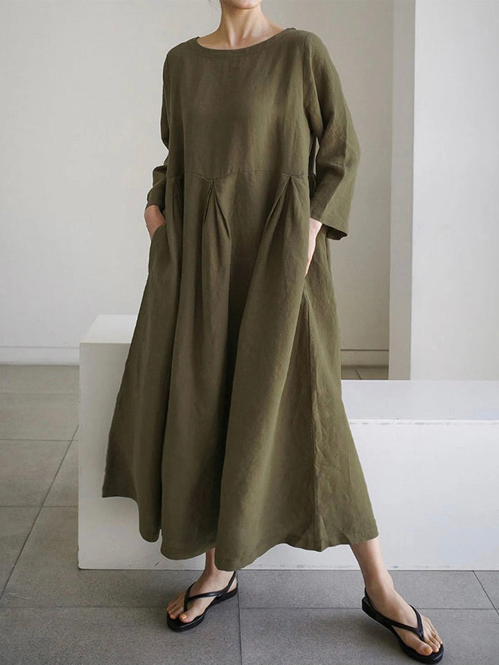 Amy Victoria | Loose linen dress with side pockets