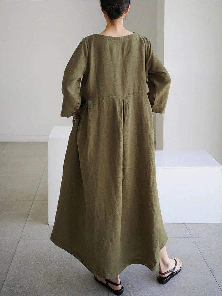 Amy Victoria | Loose linen dress with side pockets