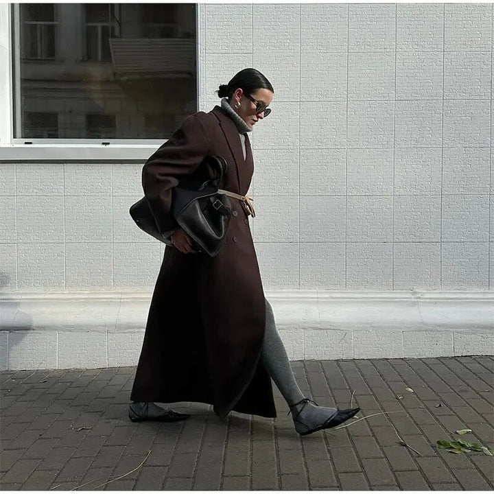 Amy Victoria | Raincoat