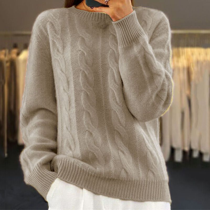 Amy Victoria | Comfortable sweater