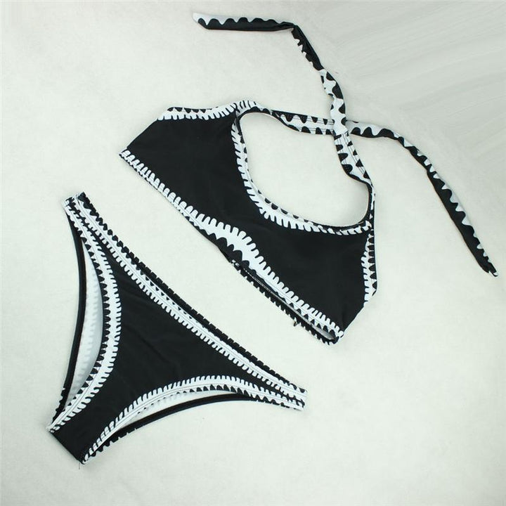 Amy Victoria | Black and White Bandeau Bikini