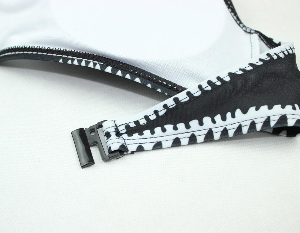 Amy Victoria | Black and White Bandeau Bikini